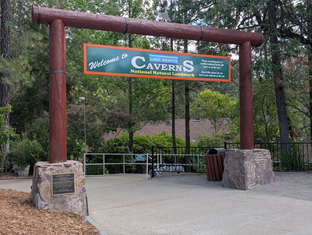 Lake Shasta Caverns